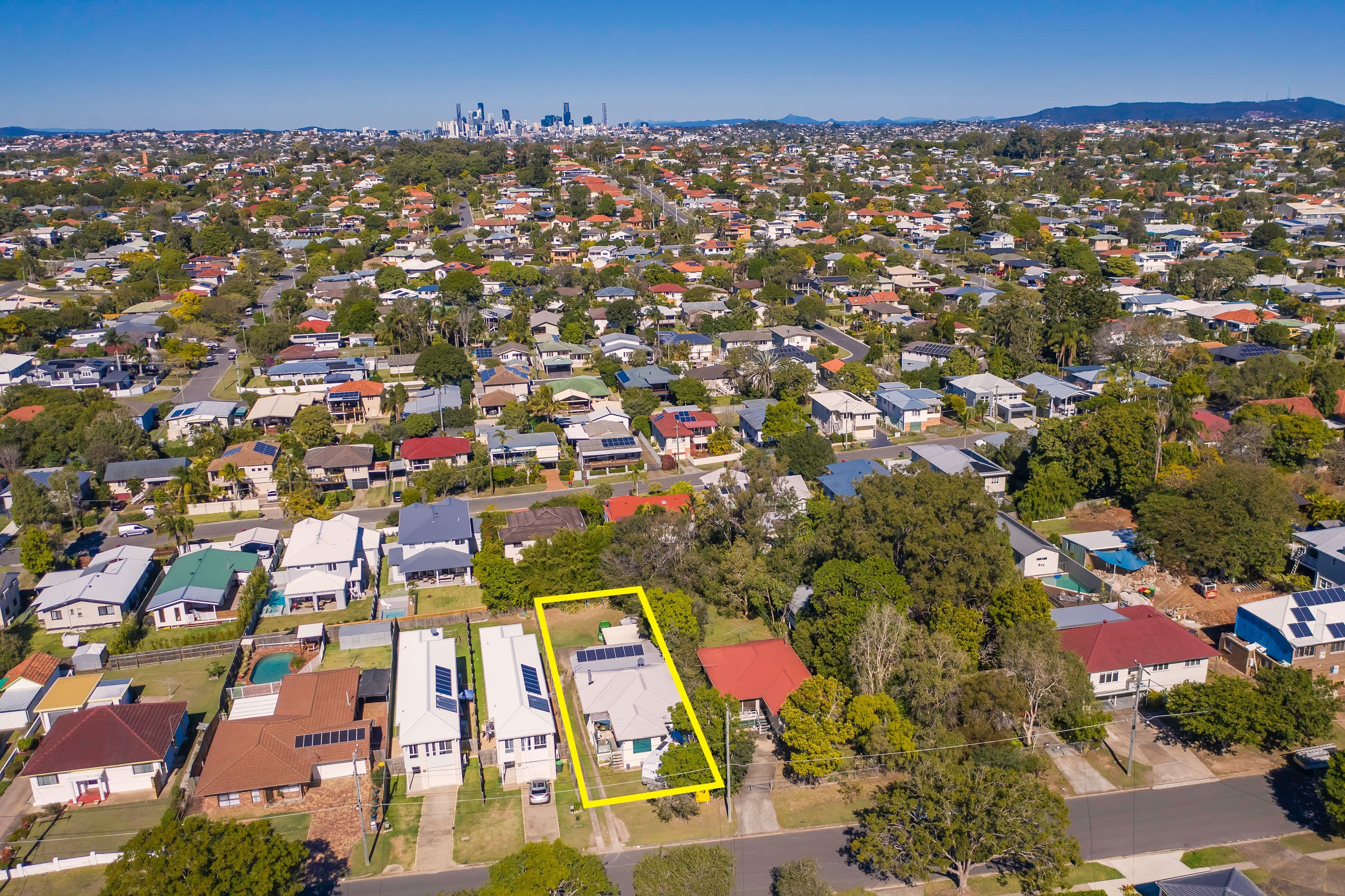 76 Main Avenue, Wavell Heights QLD 4012, Wavell Heights - Thumbnail 2