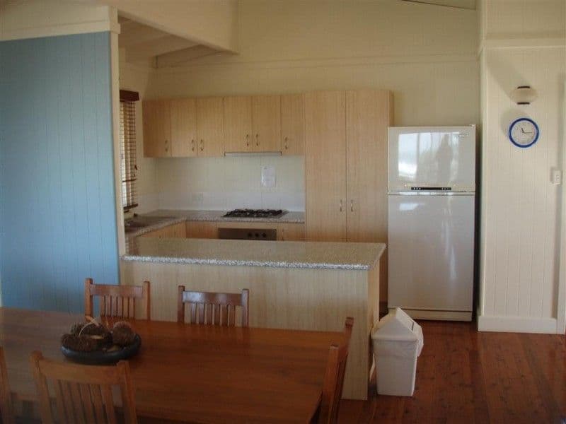 9 Williams Avenue, FRASER ISLAND QLD 4581, Fraser Island - Thumbnail 5