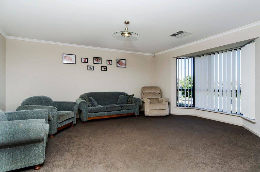 16 Cobalt Place, Aldinga Beach SA 5173, Aldinga Beach - Thumbnail 2