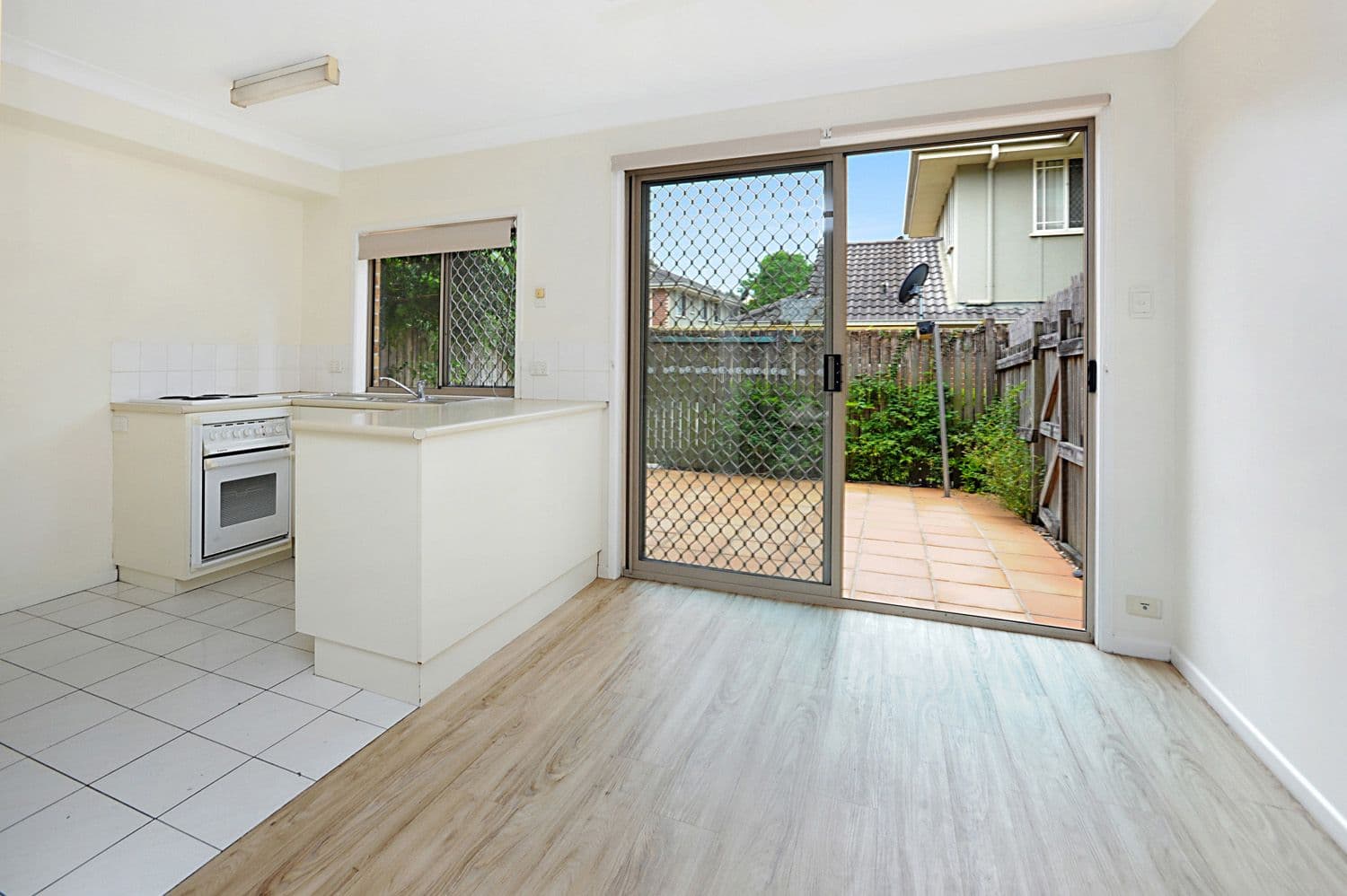 121 Allen Street, Hamilton QLD 4007, Hamilton - Thumbnail 2