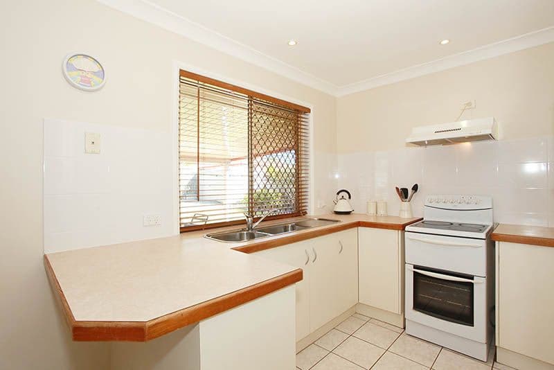 15 Rutyna Crescent, CRESTMEAD QLD 4132, Crestmead - Thumbnail 3