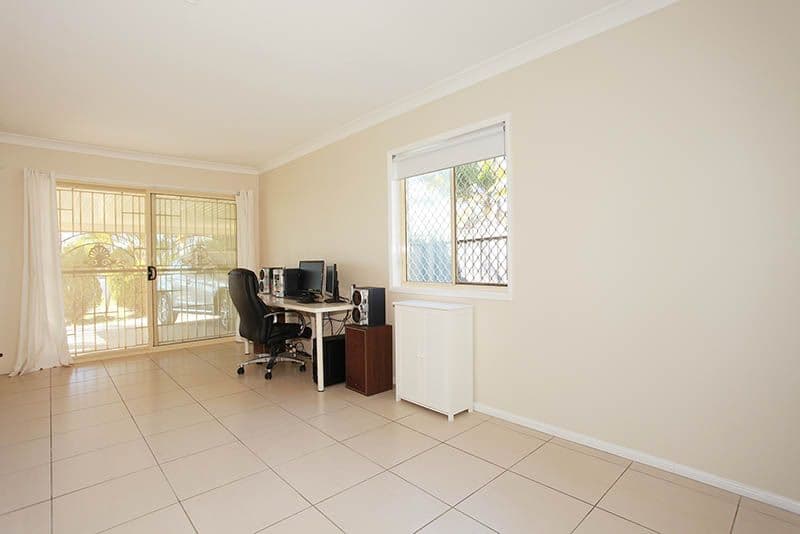 15 Rutyna Crescent, CRESTMEAD QLD 4132, Crestmead - Thumbnail 8