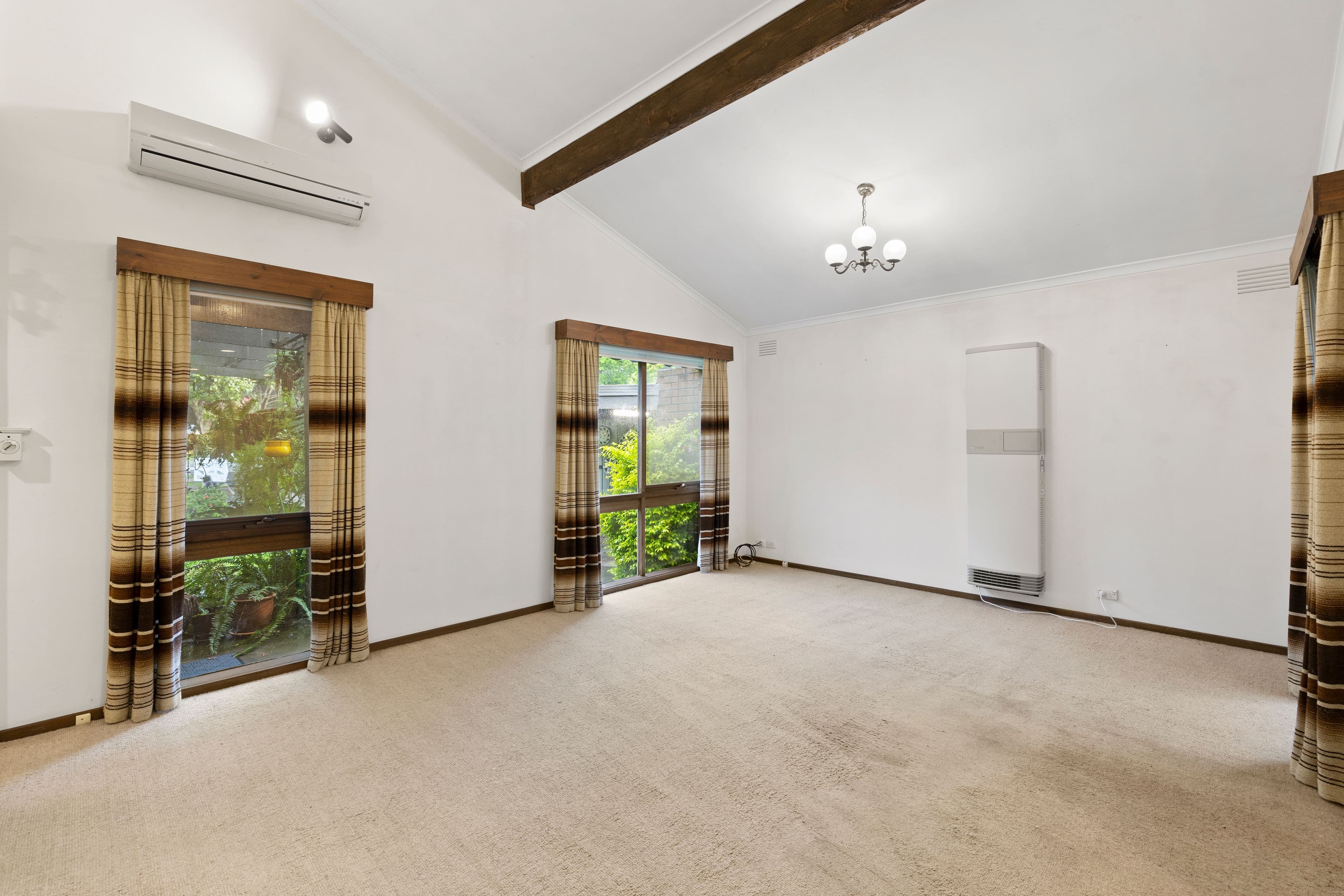 9 Solway Close, Ferntree Gully VIC 3156, Ferntree Gully - Thumbnail 3