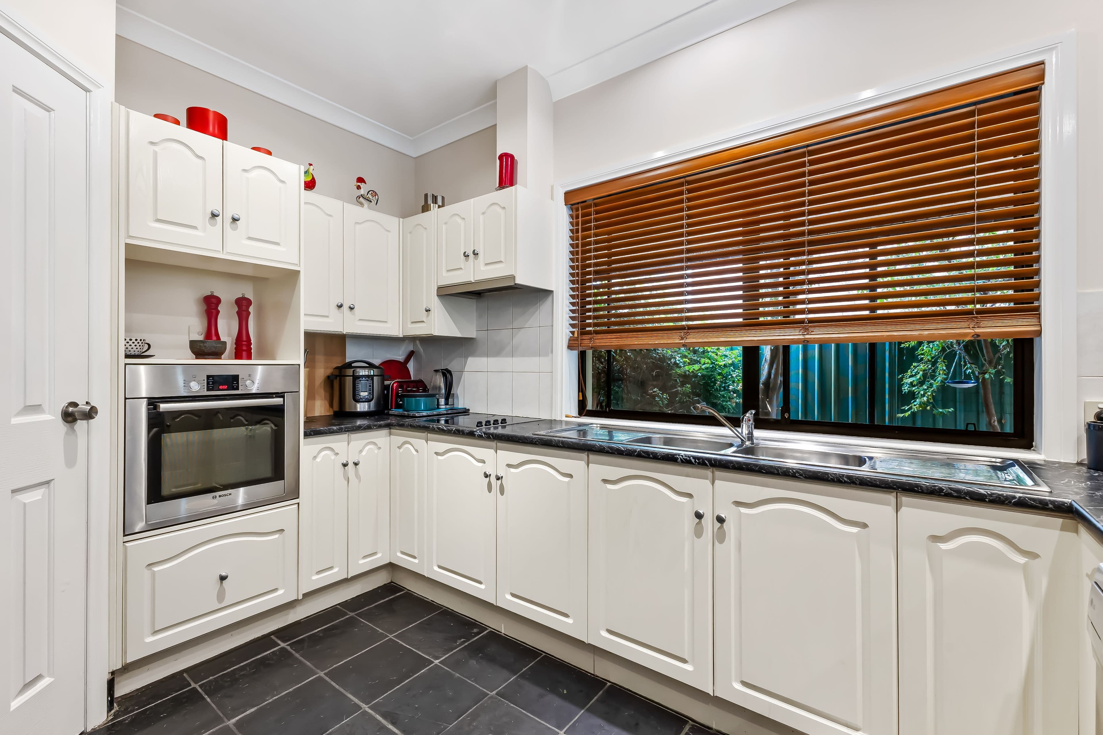 9 Maquarie Street, Mawson Lakes SA 5095, Mawson Lakes - Thumbnail 3