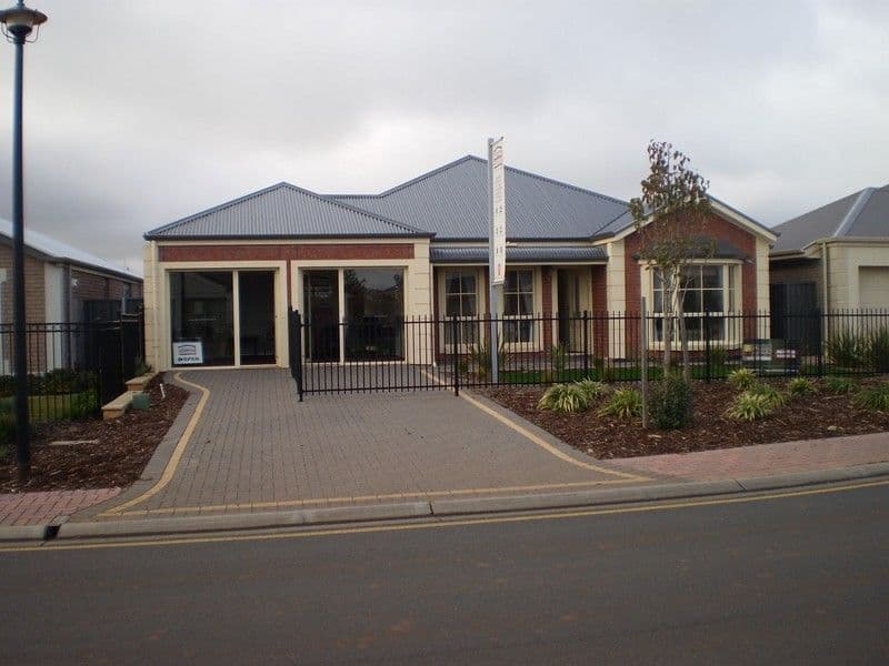 15 Lakeside Drive, ANDREWS FARM SA 5114, Andrews Farm - Image 1