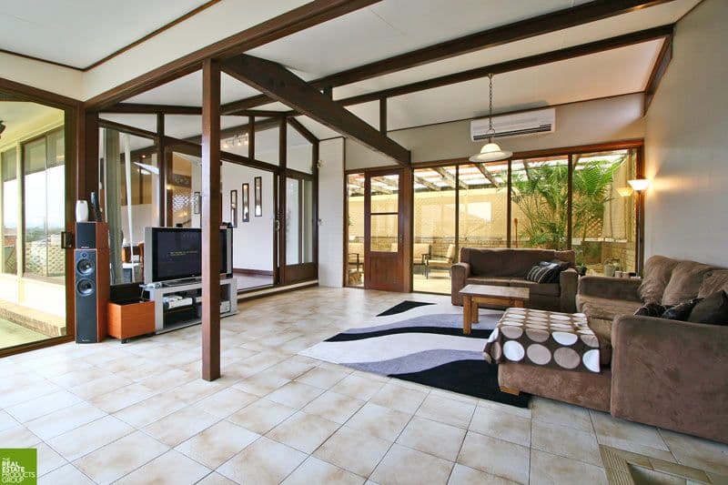 9  Tait Avenue, KANAHOOKA NSW 2530, Kanahooka - Thumbnail 3