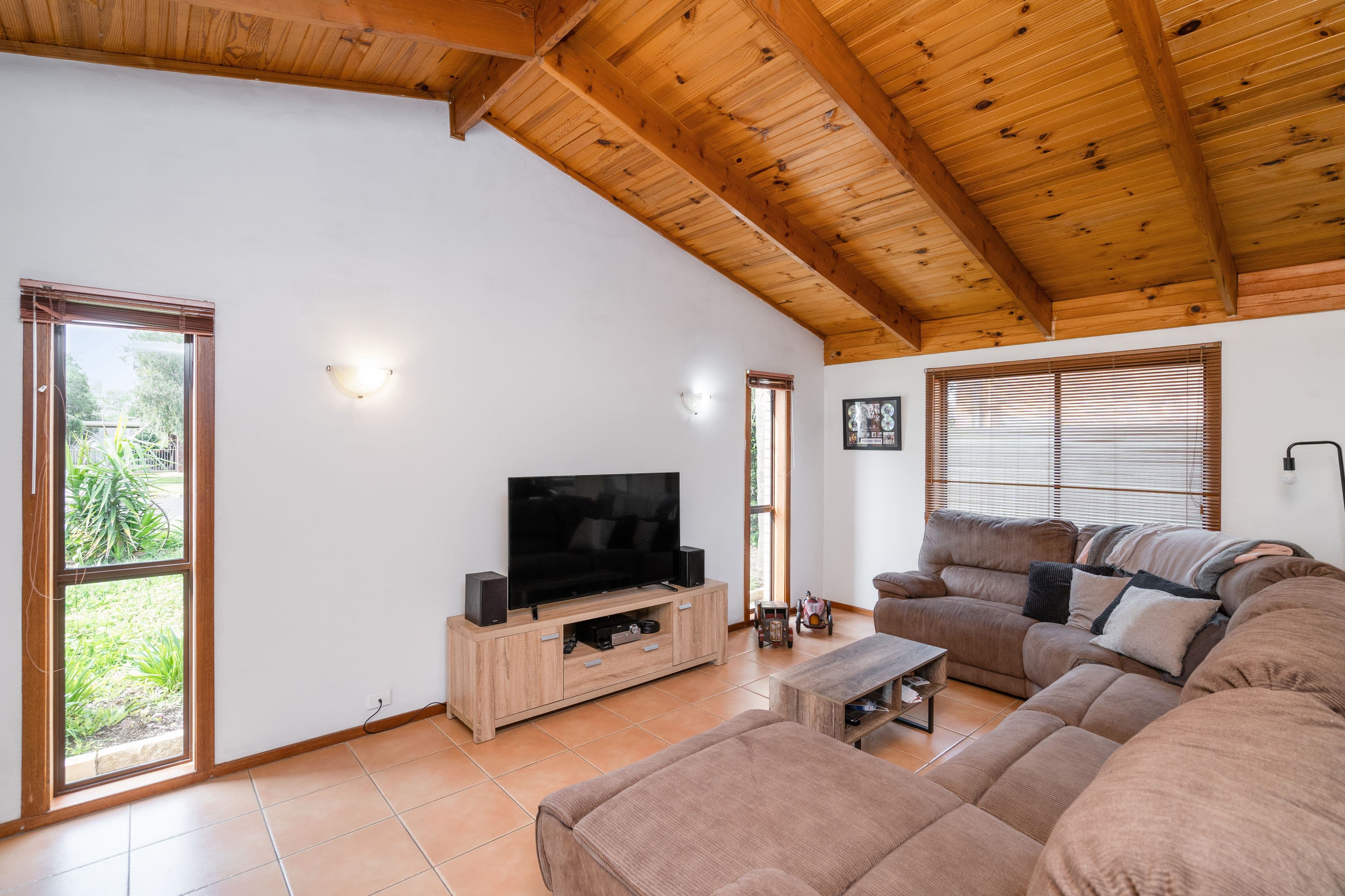 6 Hume Street, Lake Albert NSW 2650, Lake Albert - Image 1
