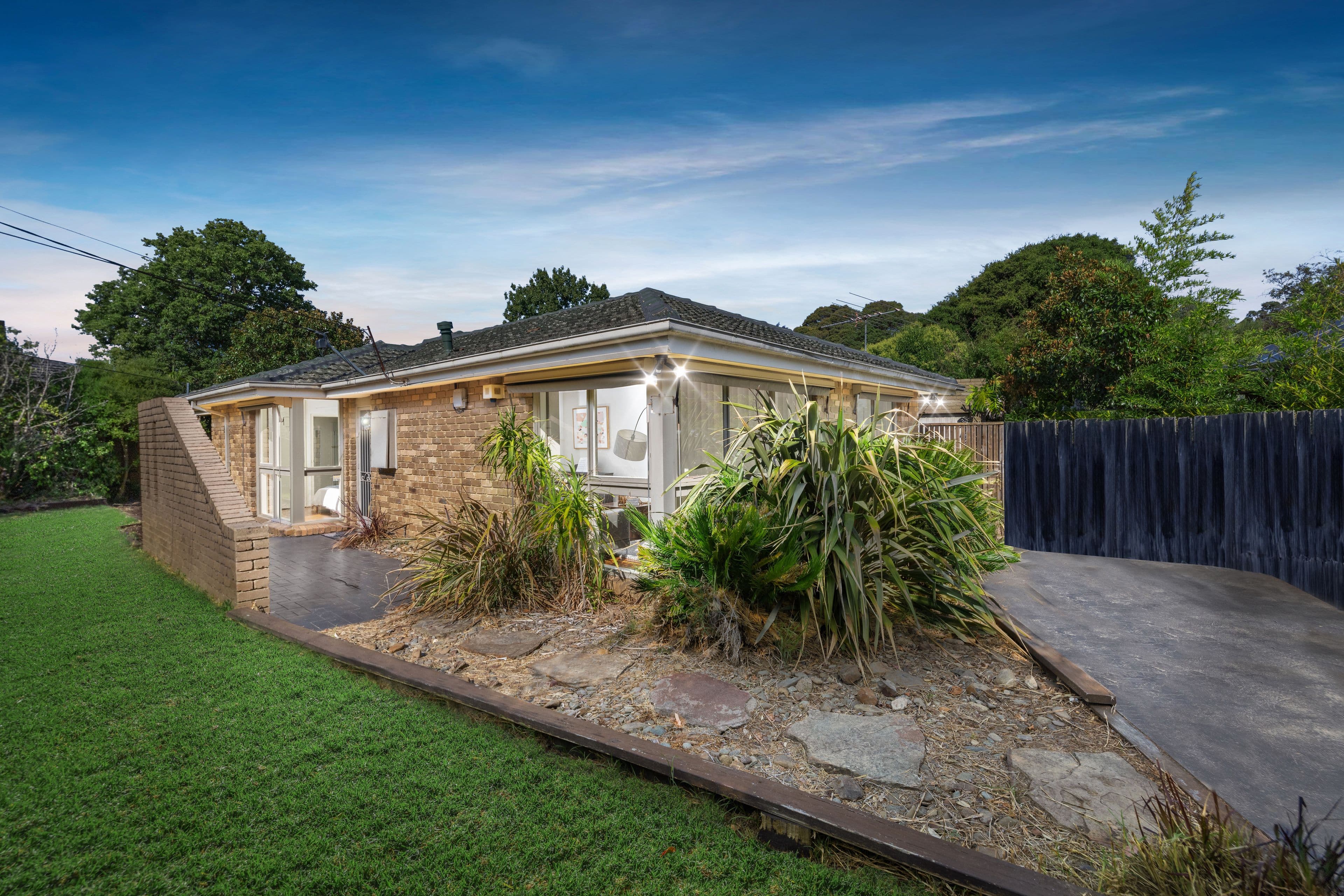 9 Pentlowe Road, Wantirna South VIC 3152, Wantirna South - Image 1