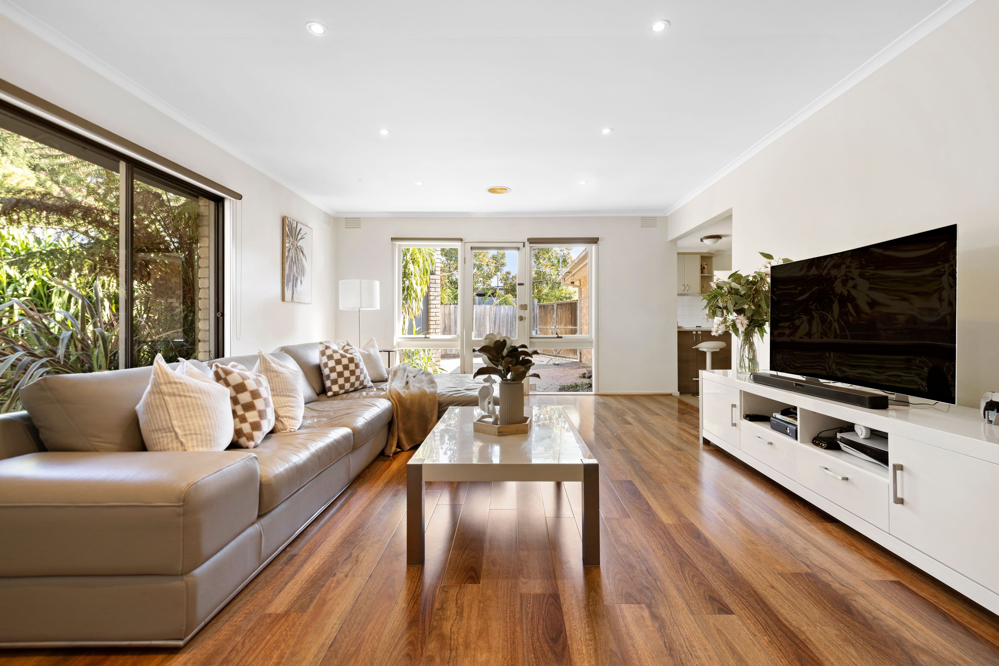 9 Pentlowe Road, Wantirna South VIC 3152, Wantirna South - Thumbnail 5