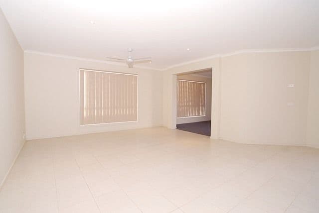 20 Giselle Grove, TARNEIT VIC 3029, Tarneit - Thumbnail 3