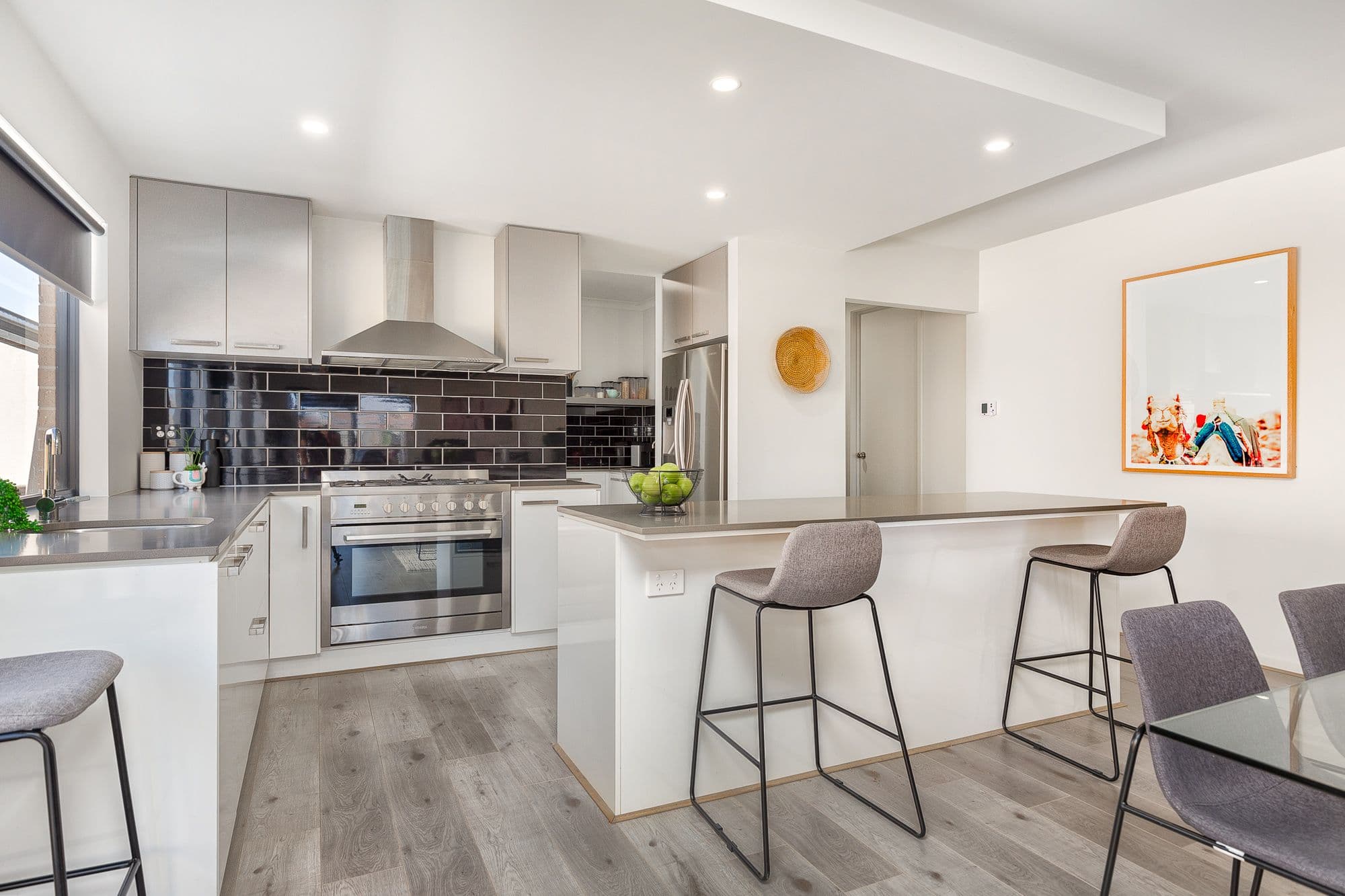 266 Heather Grove, Clyde North VIC 3978, Clyde North - Thumbnail 4