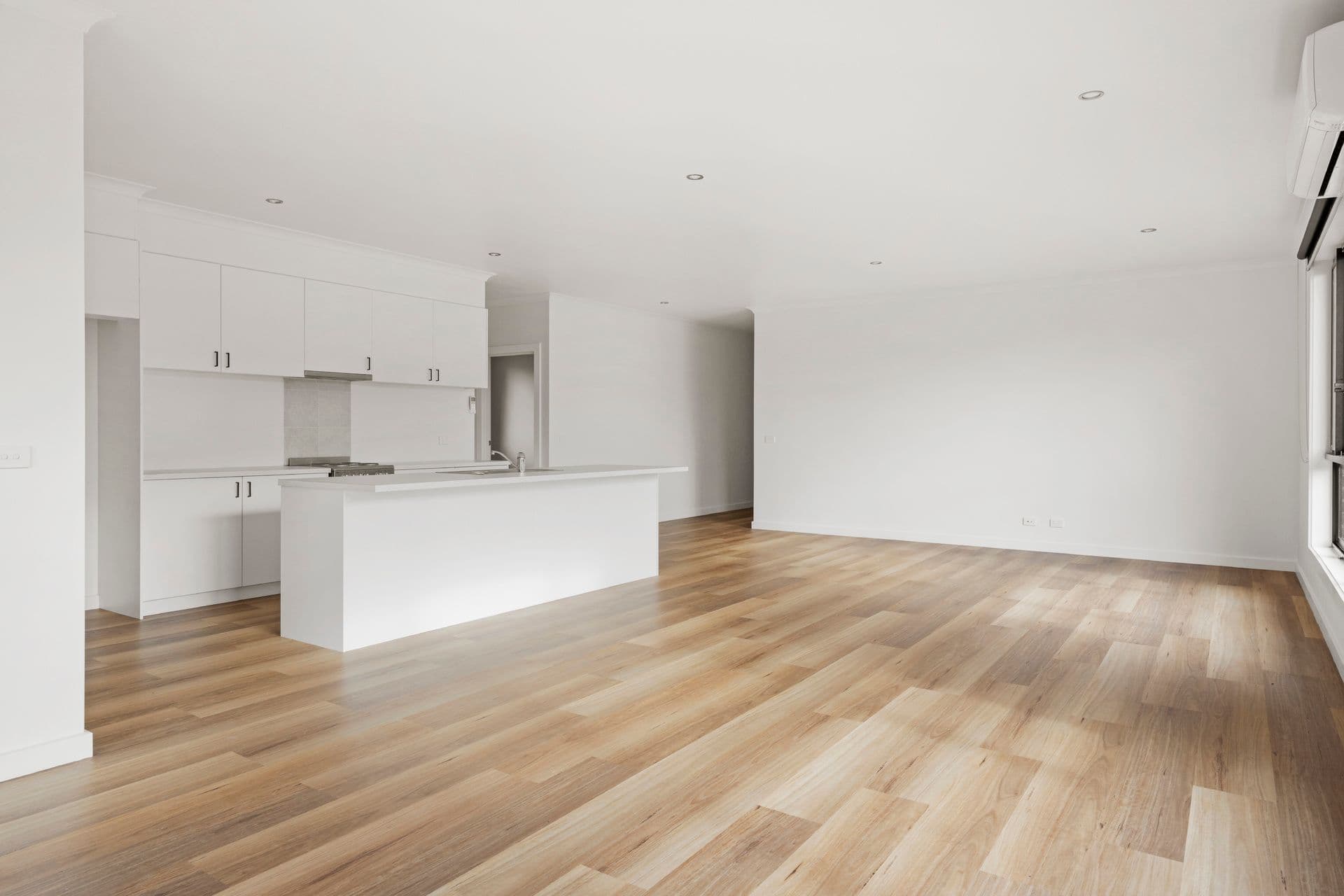 3 Oak Avenue, Benalla VIC 3672, Benalla - Thumbnail 5