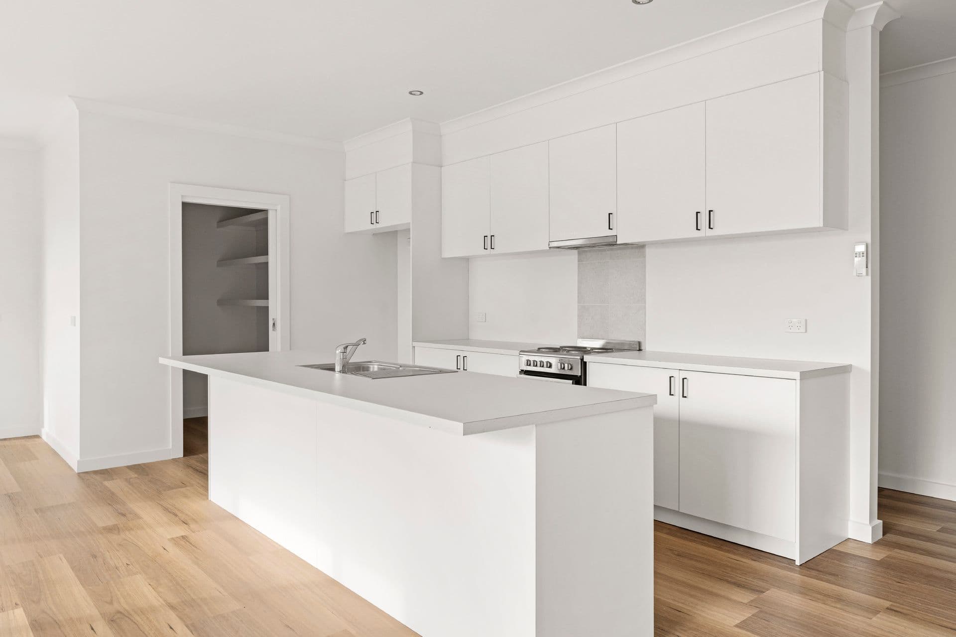 3 Oak Avenue, Benalla VIC 3672, Benalla - Thumbnail 6