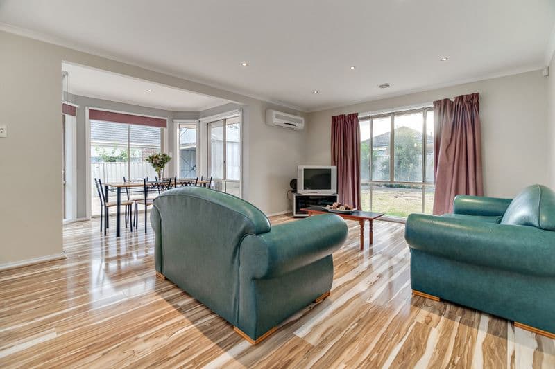 9 The Greenway, CRAIGIEBURN VIC 3064, Craigieburn - Thumbnail 8