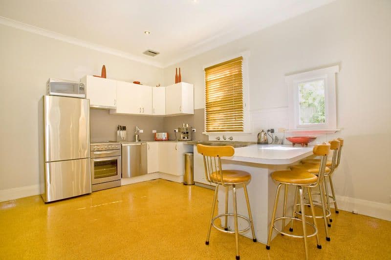14 Stinton Avenue, NEWTOWN VIC 3220, Newtown - Thumbnail 4