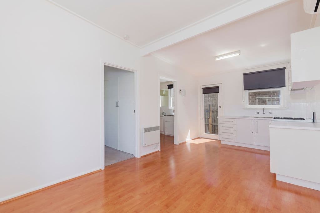107 Isabella Street, Geelong West VIC 3218, Geelong West - Thumbnail 4