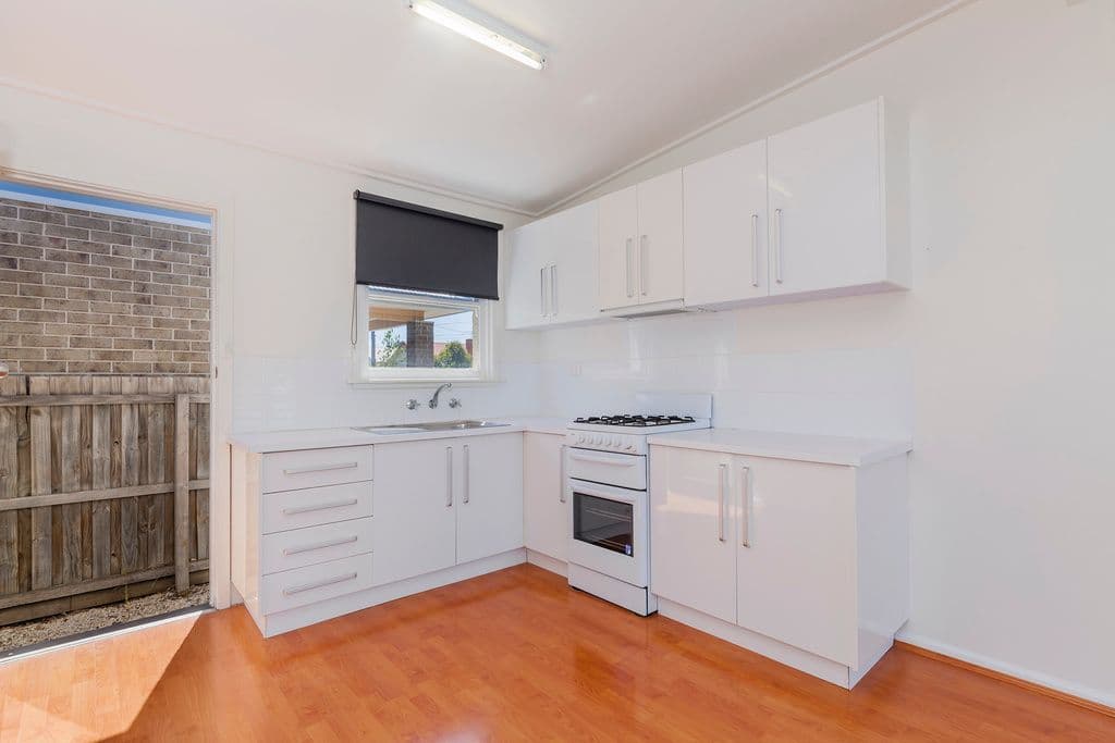 107 Isabella Street, Geelong West VIC 3218, Geelong West - Thumbnail 5