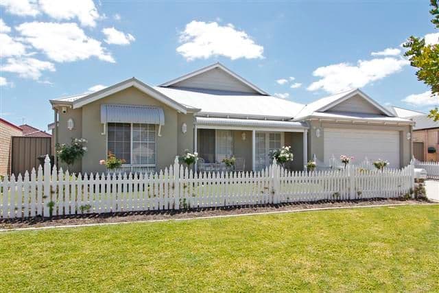 12 Curlewis Drive, BALDIVIS WA 6171, Baldivis - Image 1