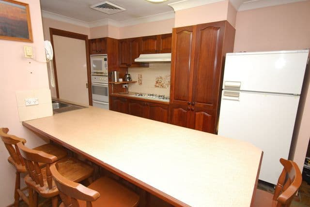 10 Grant Crescent, MERRYLANDS NSW 2160, Merrylands - Thumbnail 4