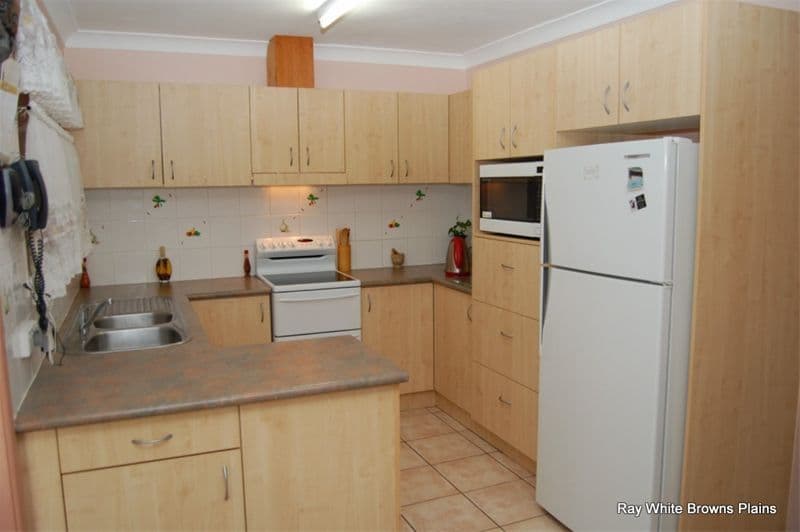 26  Trebeck Street, BROWNS PLAINS QLD 4118, Browns Plains - Thumbnail 2