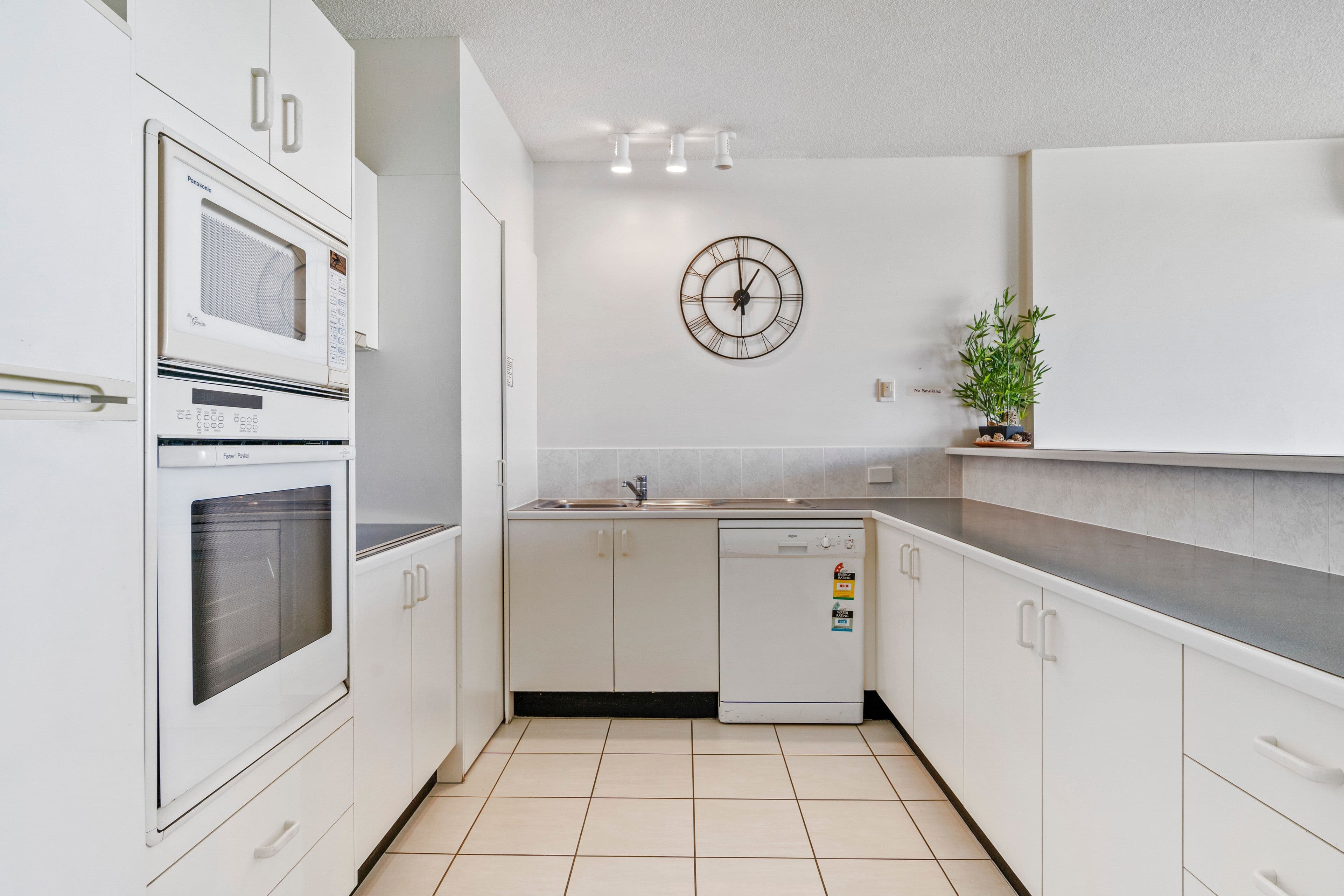 35 Landsborough Parade, Golden Beach QLD 4551, Golden Beach - Thumbnail 6