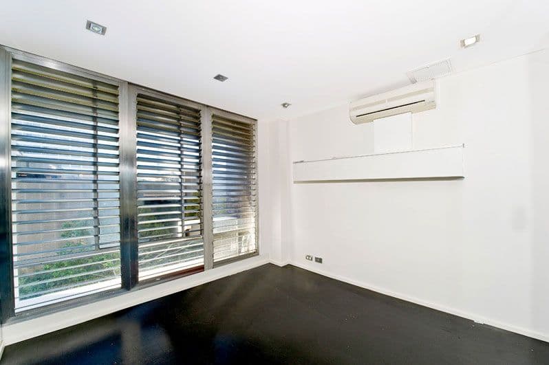 29 Newland Street, BONDI JUNCTION NSW 2022, Bondi Junction - Thumbnail 2