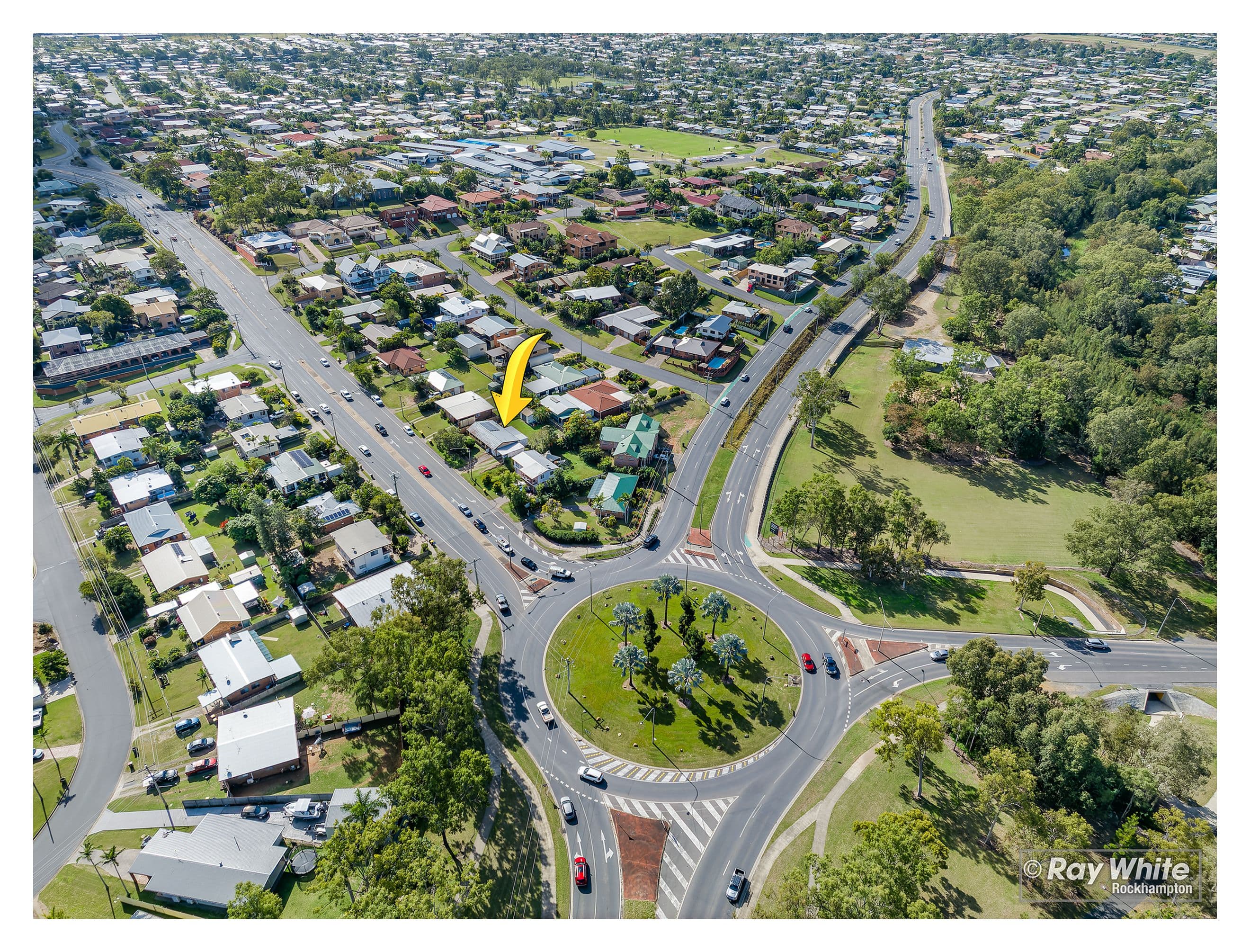 374 Feez Street, Norman Gardens QLD 4701, Norman Gardens - Thumbnail 4