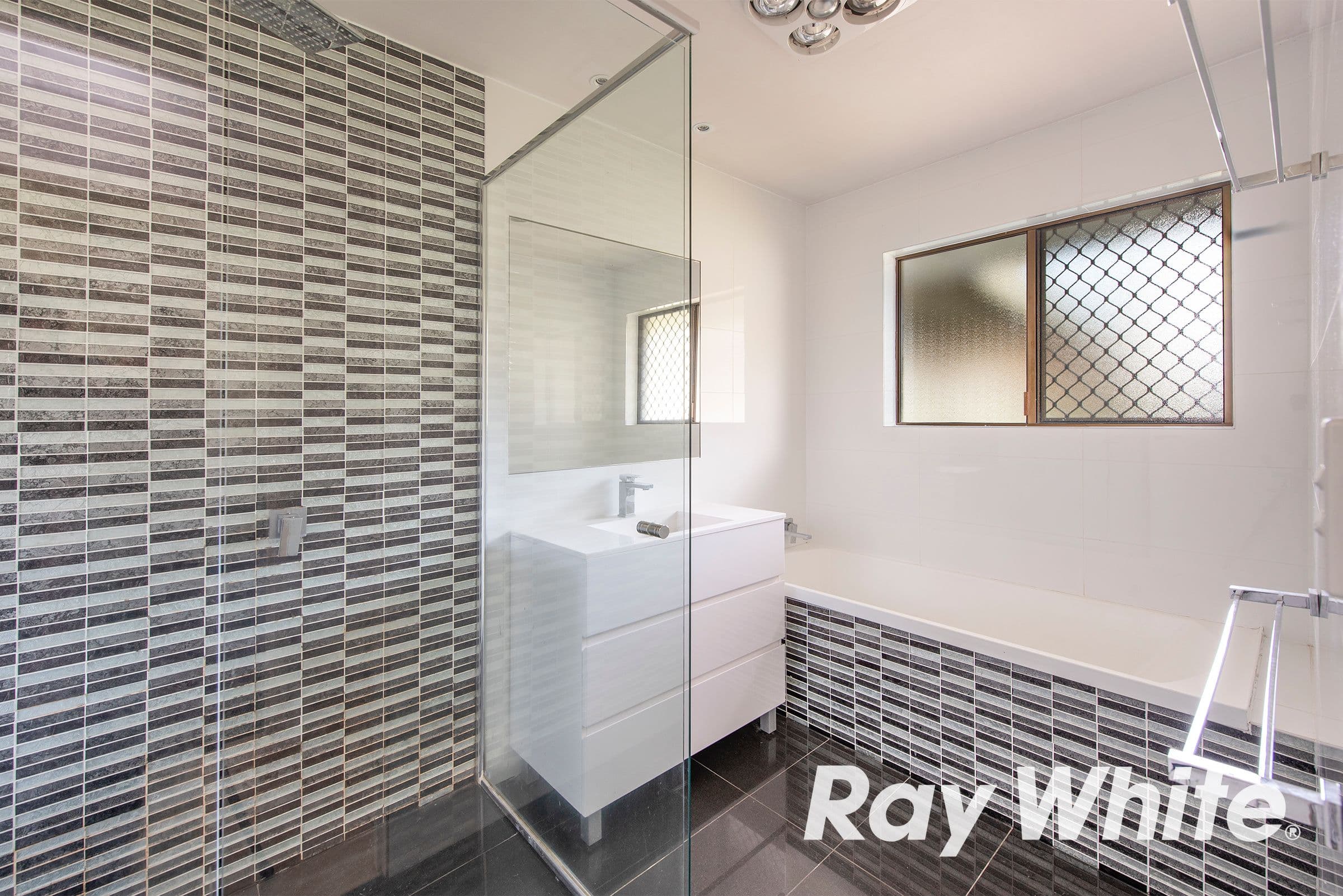 43 Jilbard Drive, Springwood QLD 4127, Springwood - Thumbnail 6