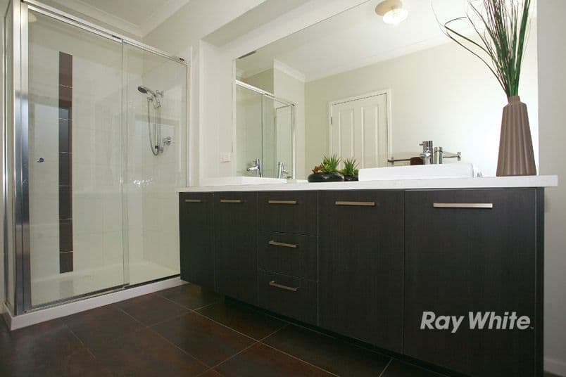 11 Viewline Way, LYNDHURST VIC 3975, Lyndhurst - Thumbnail 3