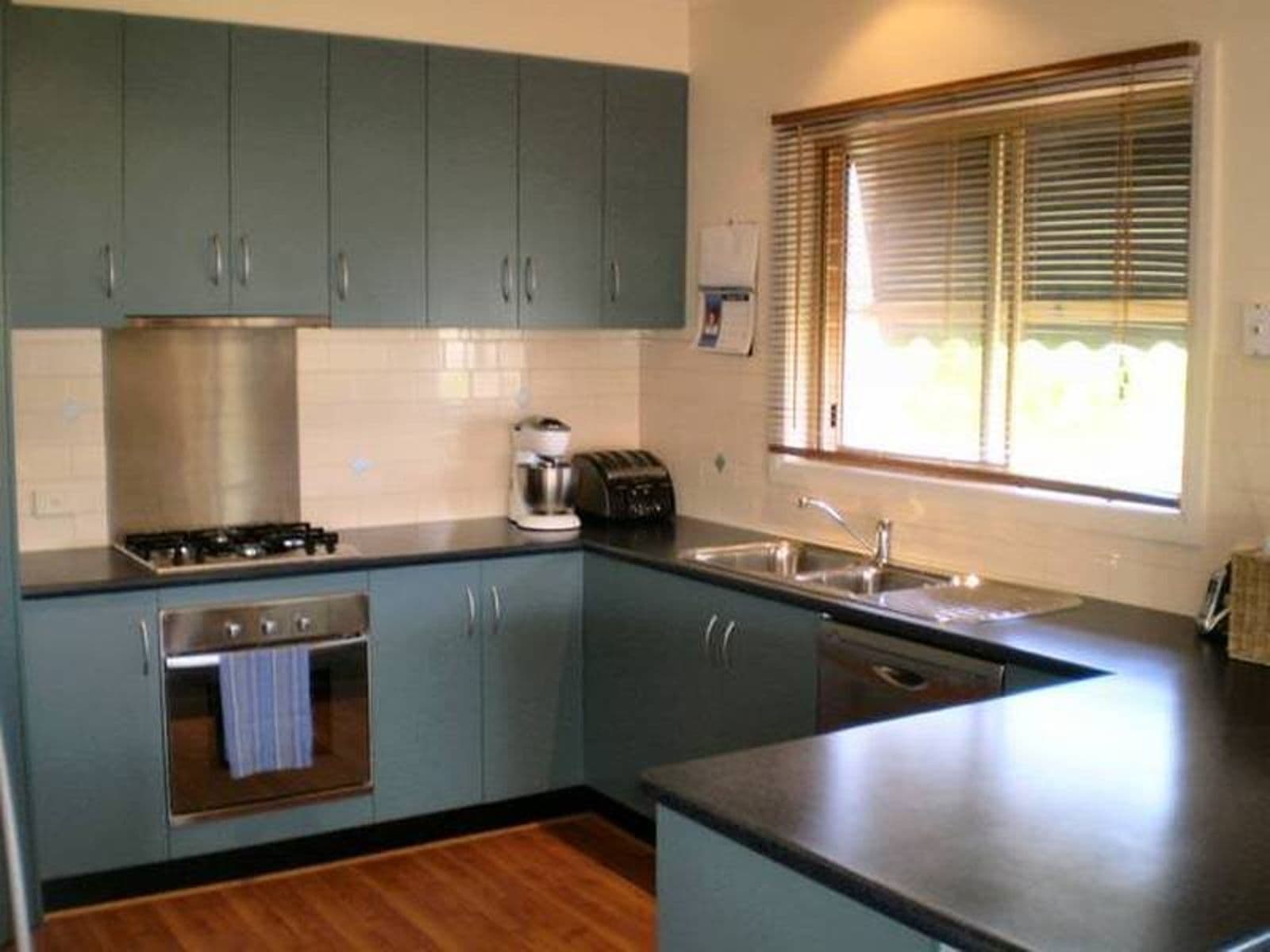 19 Canterbury Drive, Mildura - Thumbnail 2