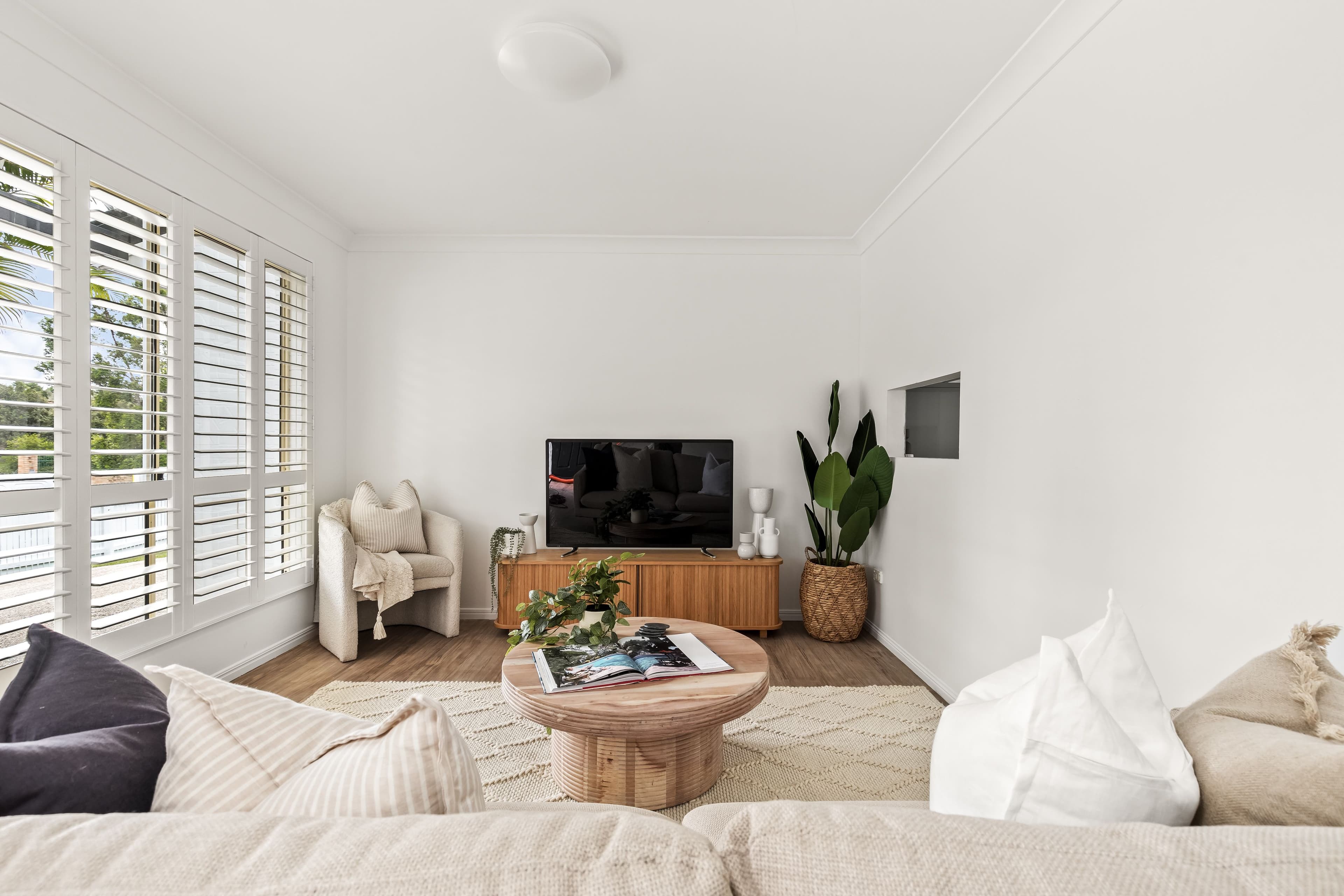 35 Deerdale Street, Stafford Heights QLD 4053, Stafford Heights - Thumbnail 3