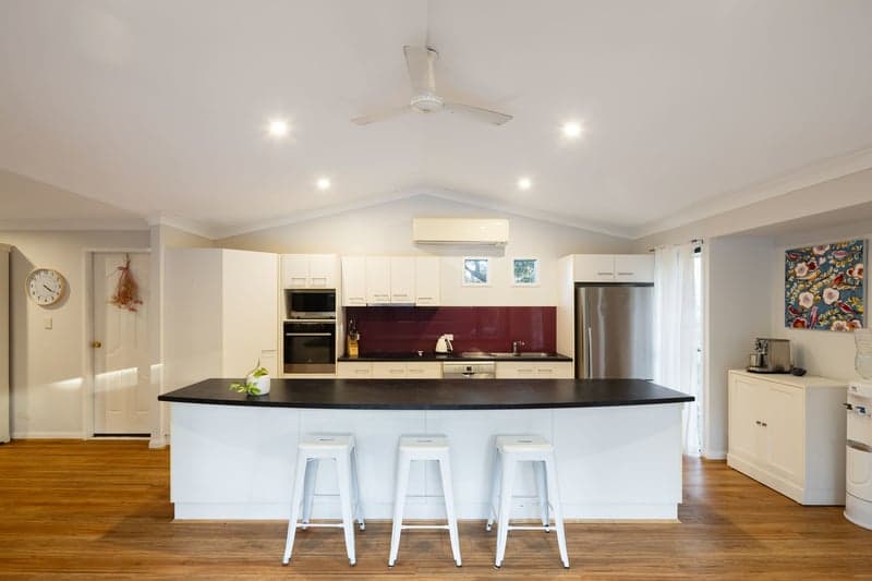 7 Ludlow Street, Chapel Hill - Thumbnail 5