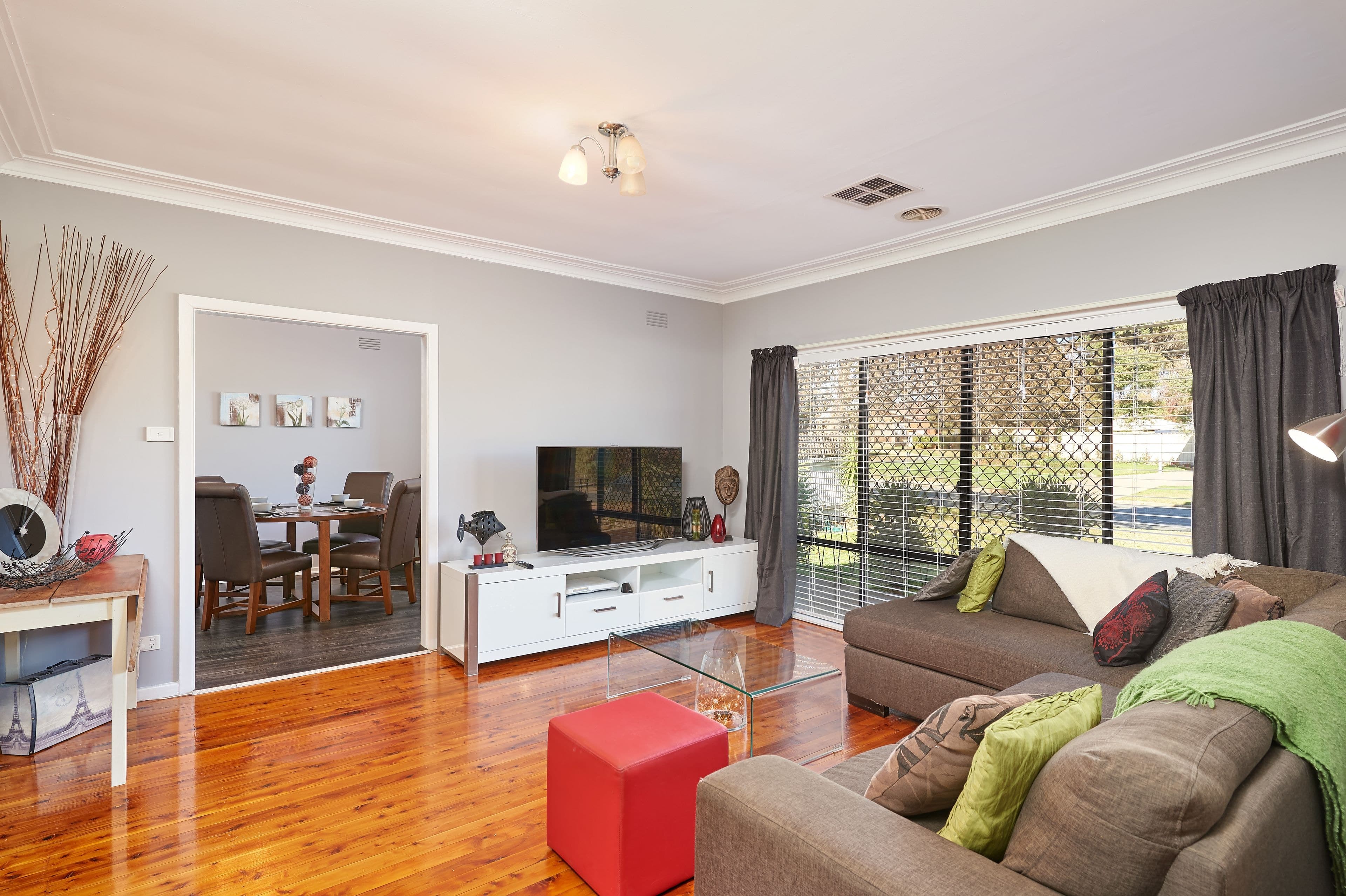 3 Anne Street, Tolland - Thumbnail 3