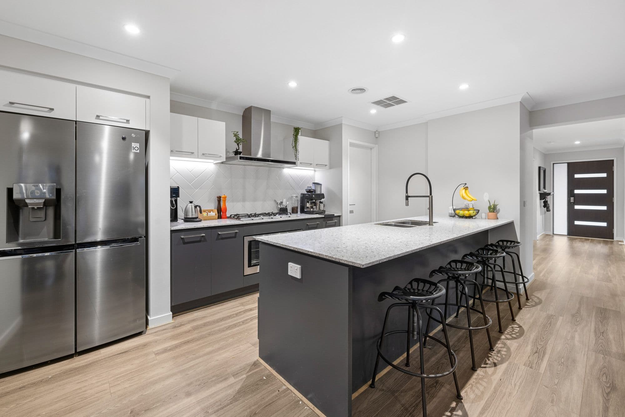 64 Dawley Circuit, Werribee VIC 3030, Werribee - Thumbnail 4