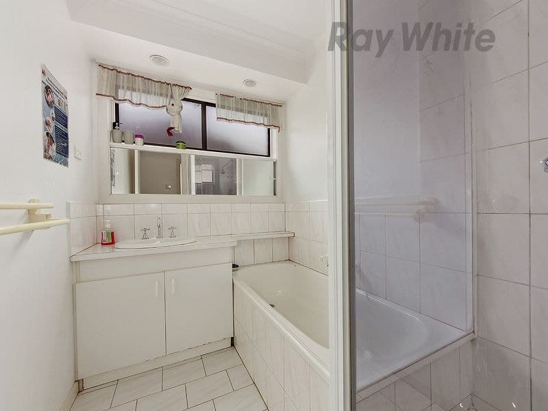 66 Aldergate Crescent, Kings Park VIC 3021, Kings Park - Thumbnail 5