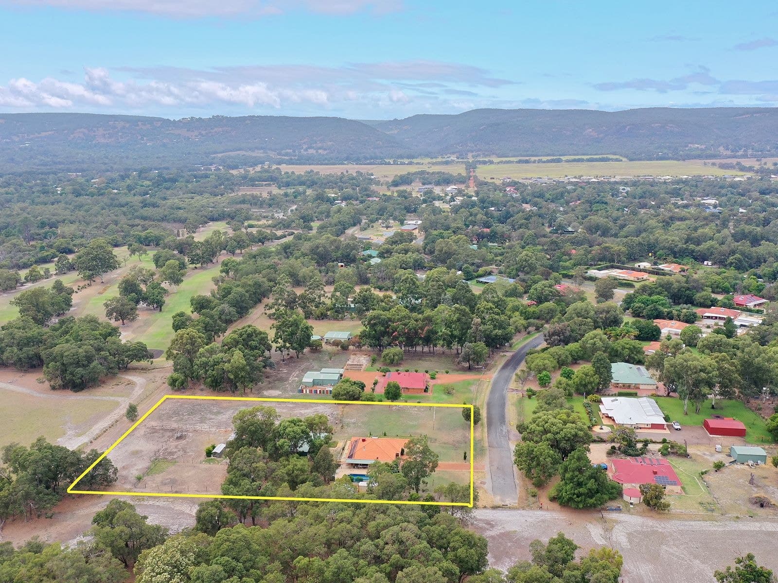 72 Egerton Drive, Serpentine WA 6125, Serpentine - Thumbnail 4