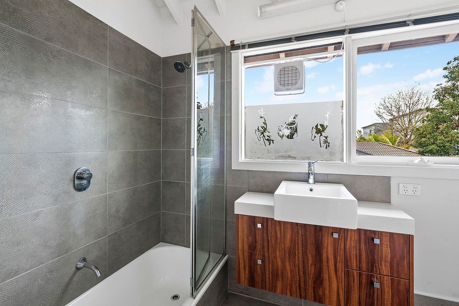 38 Acacia Avenue, Mentone VIC 3194, Mentone - Thumbnail 8