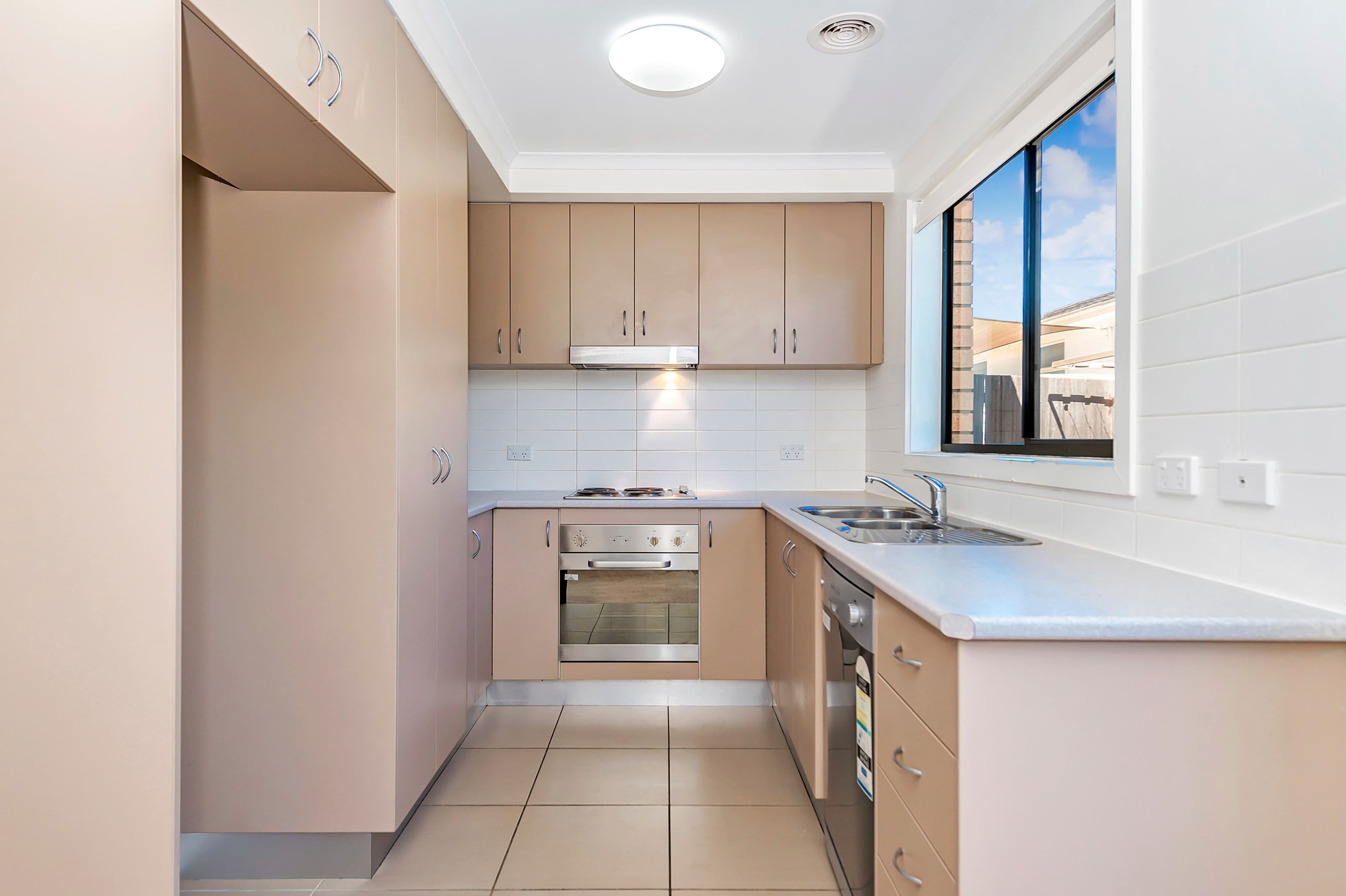 53 Erin Street, Queanbeyan NSW 2620, Queanbeyan - Thumbnail 4