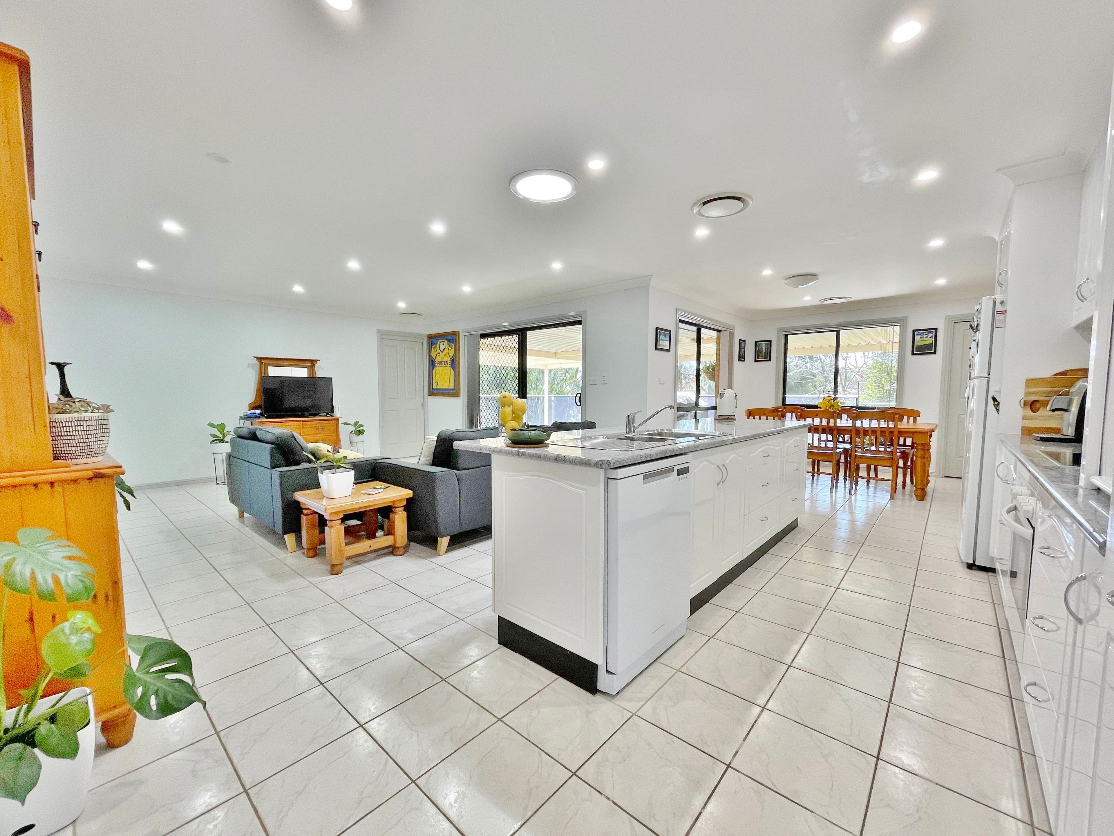 4515 Olympic Highway, Young NSW 2594, Young - Thumbnail 3