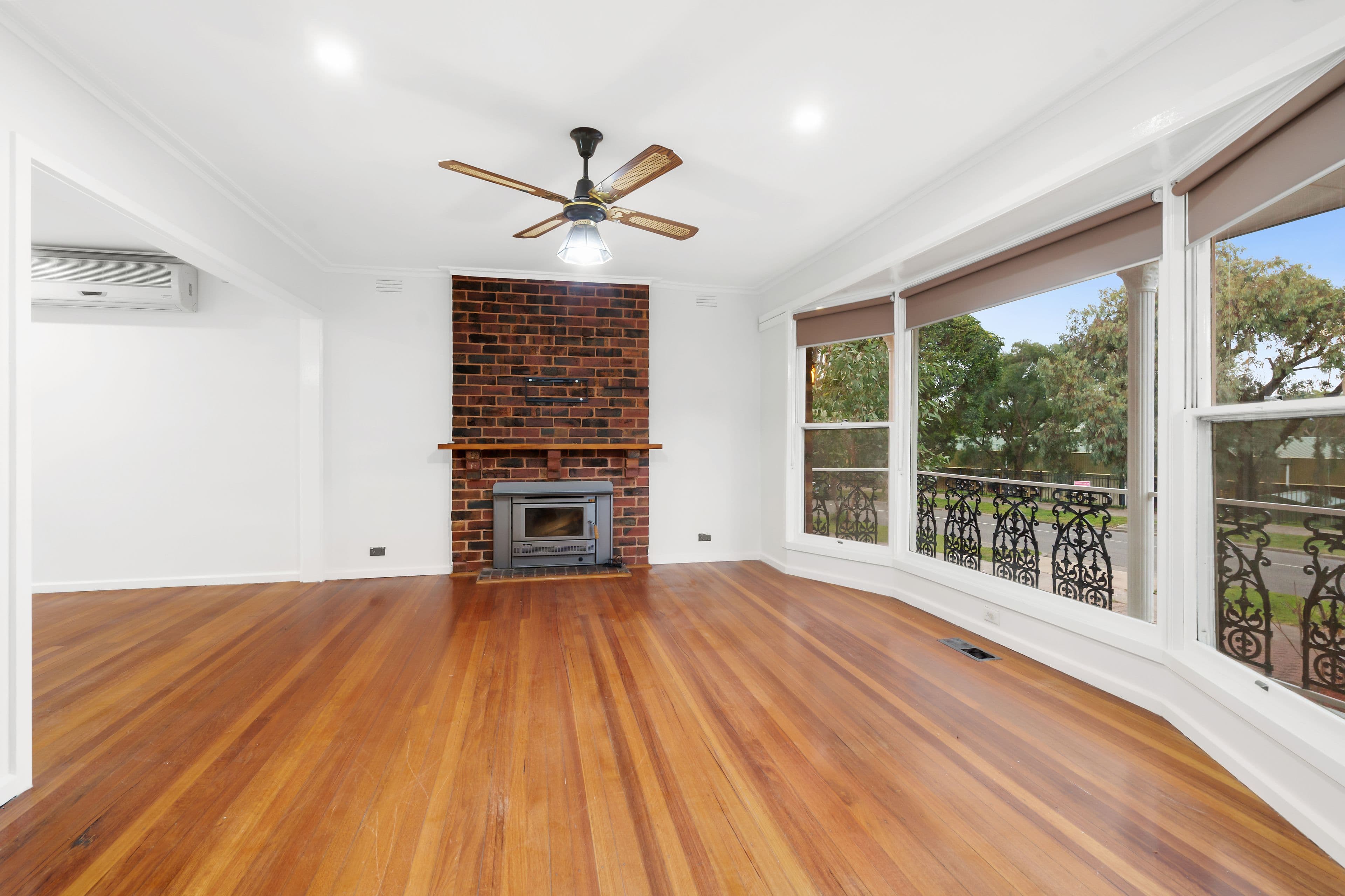 49 Moreton Crescent, Bundoora VIC 3083, Bundoora - Thumbnail 4