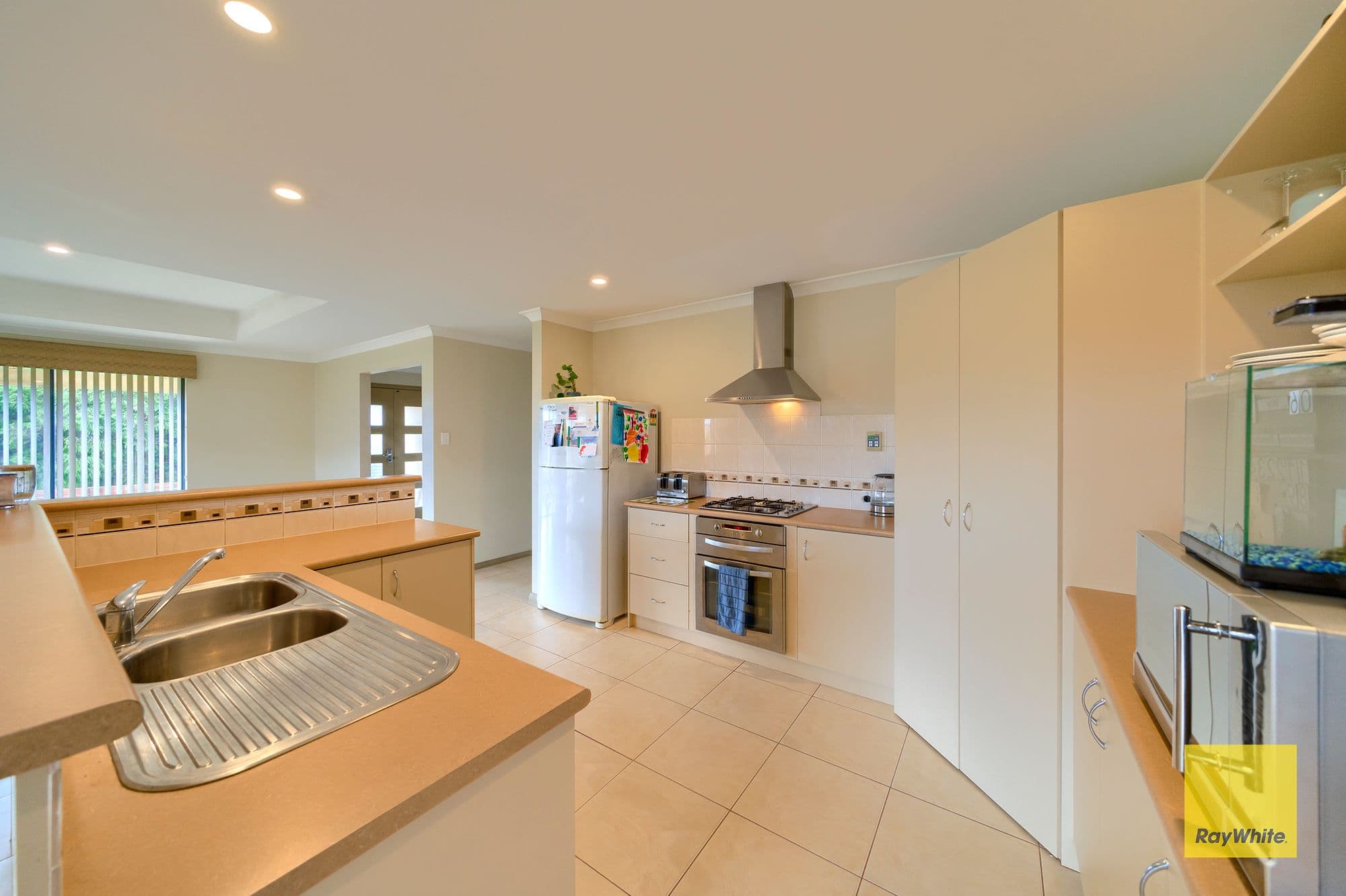39 Lake Seppings Drive, Mira Mar WA 6330, Mira Mar - Thumbnail 7
