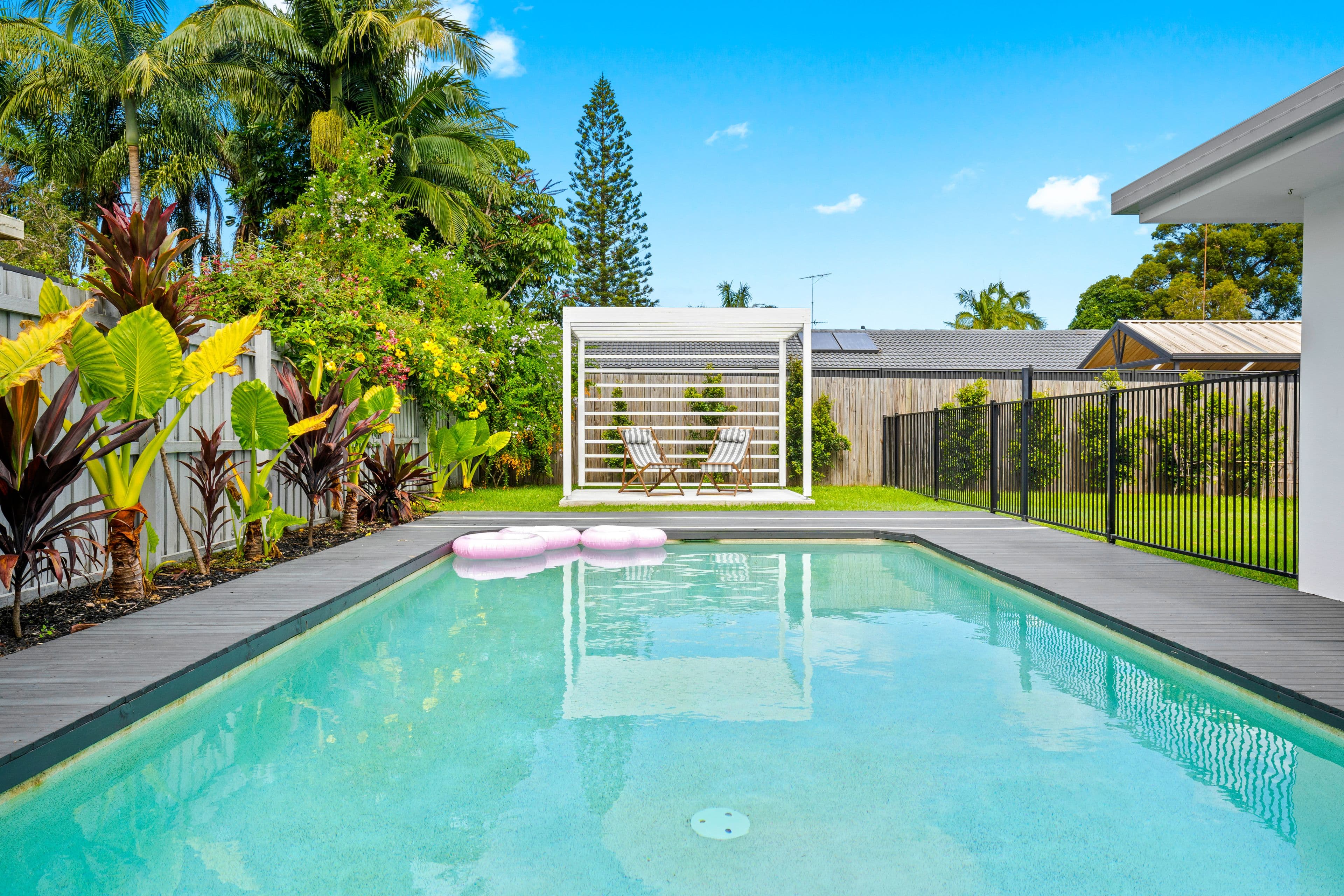 67 Cypress Drive, Broadbeach Waters QLD 4218, Broadbeach Waters - Thumbnail 2