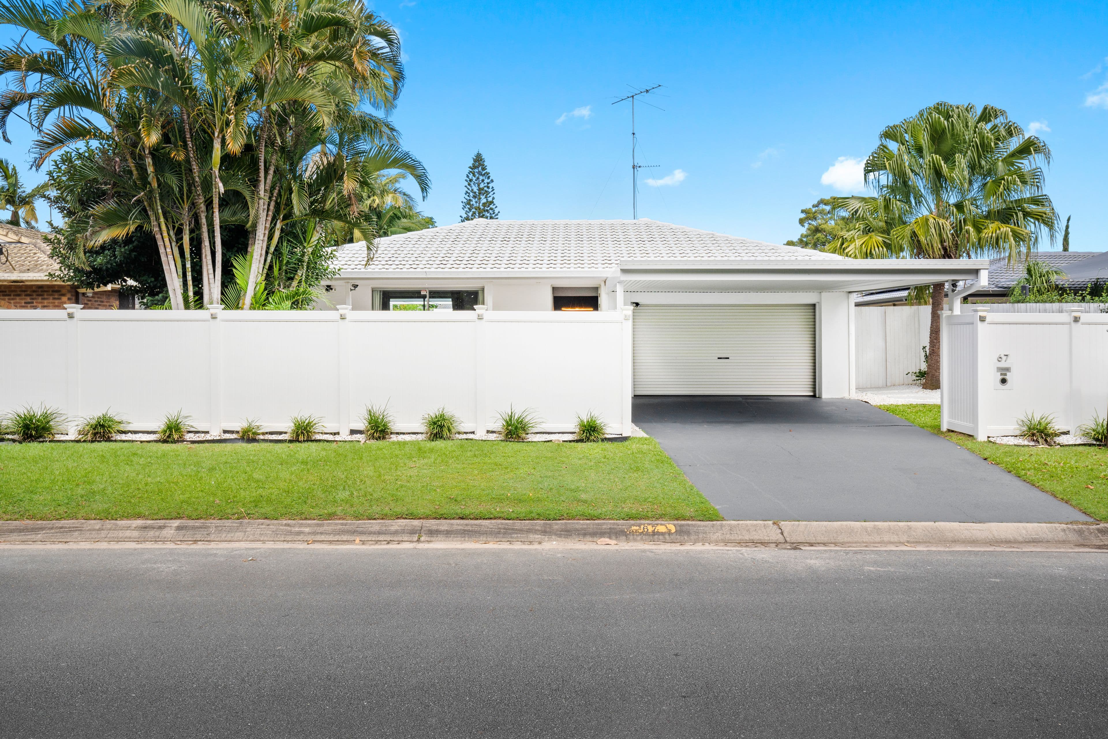 67 Cypress Drive, Broadbeach Waters QLD 4218, Broadbeach Waters - Thumbnail 4