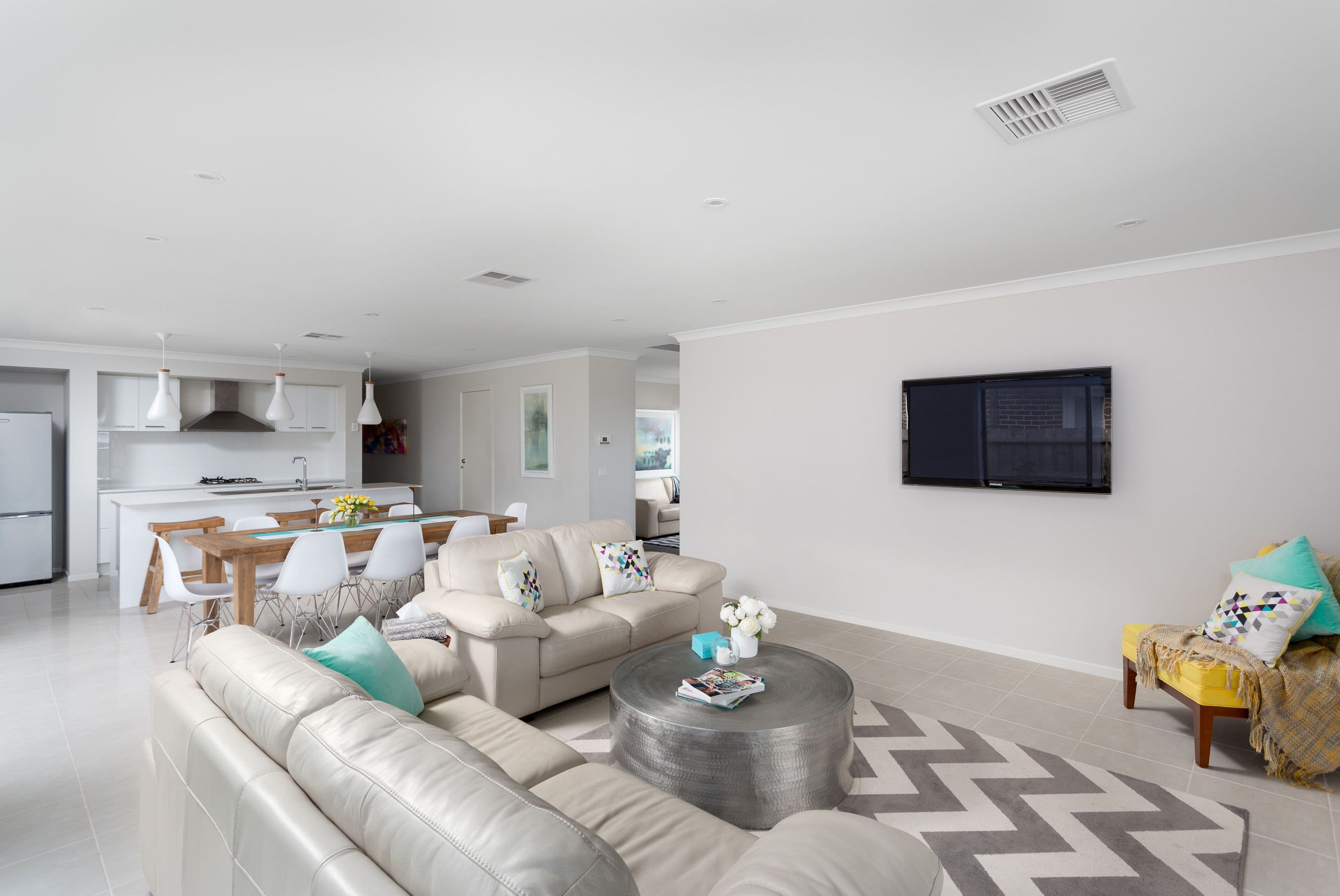 10 Shoalhaven Road, Cowes VIC 3922, Cowes - Thumbnail 3
