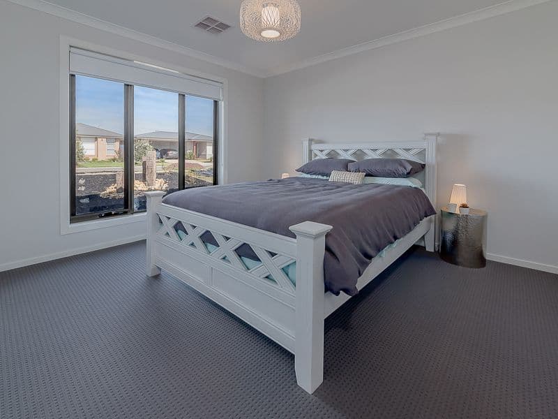 10 Shoalhaven Road, Cowes VIC 3922, Cowes - Thumbnail 5