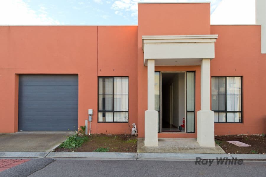 4-62 Andrew Street, Melton South VIC 3338, Melton South - Image 1