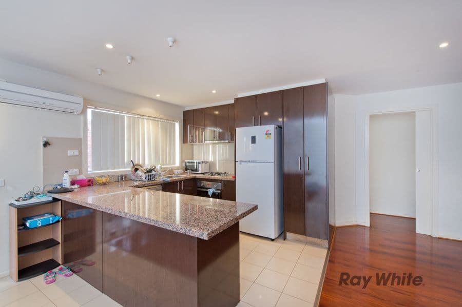 4-62 Andrew Street, Melton South VIC 3338, Melton South - Thumbnail 2