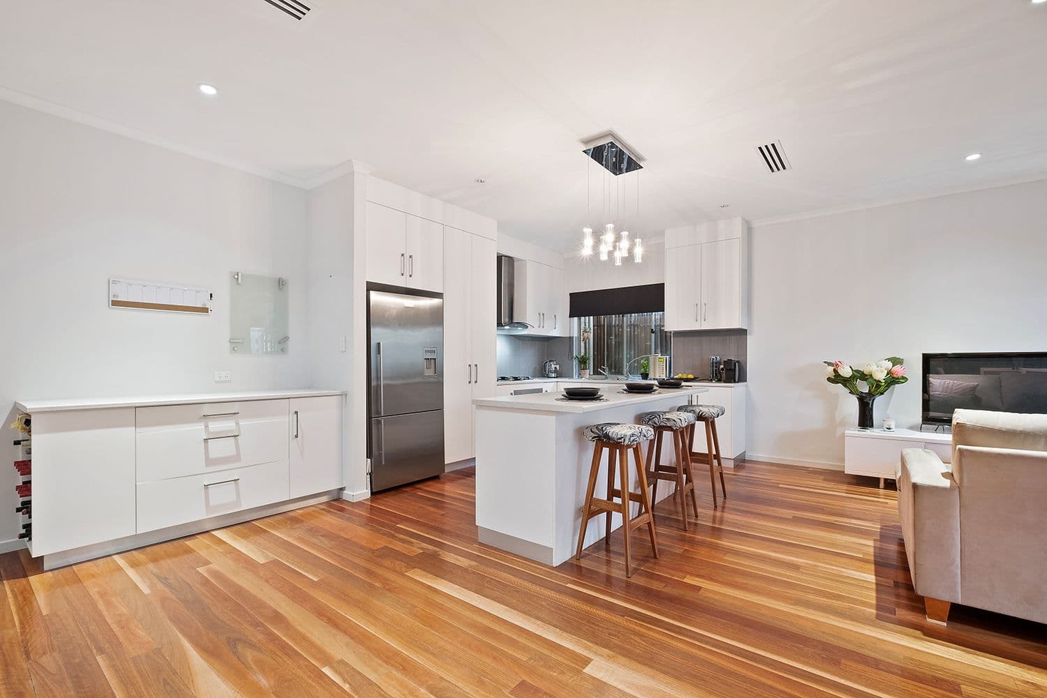 13 Sampson Road, Mitchell Park SA 5043, Mitchell Park - Thumbnail 3
