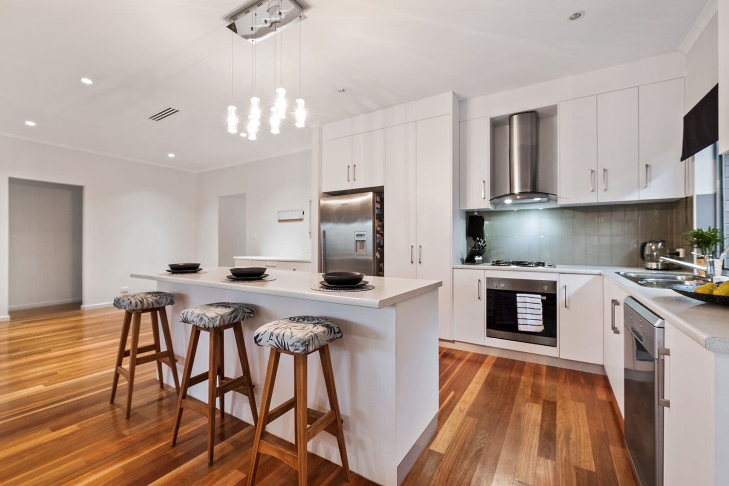 13 Sampson Road, Mitchell Park SA 5043, Mitchell Park - Thumbnail 6