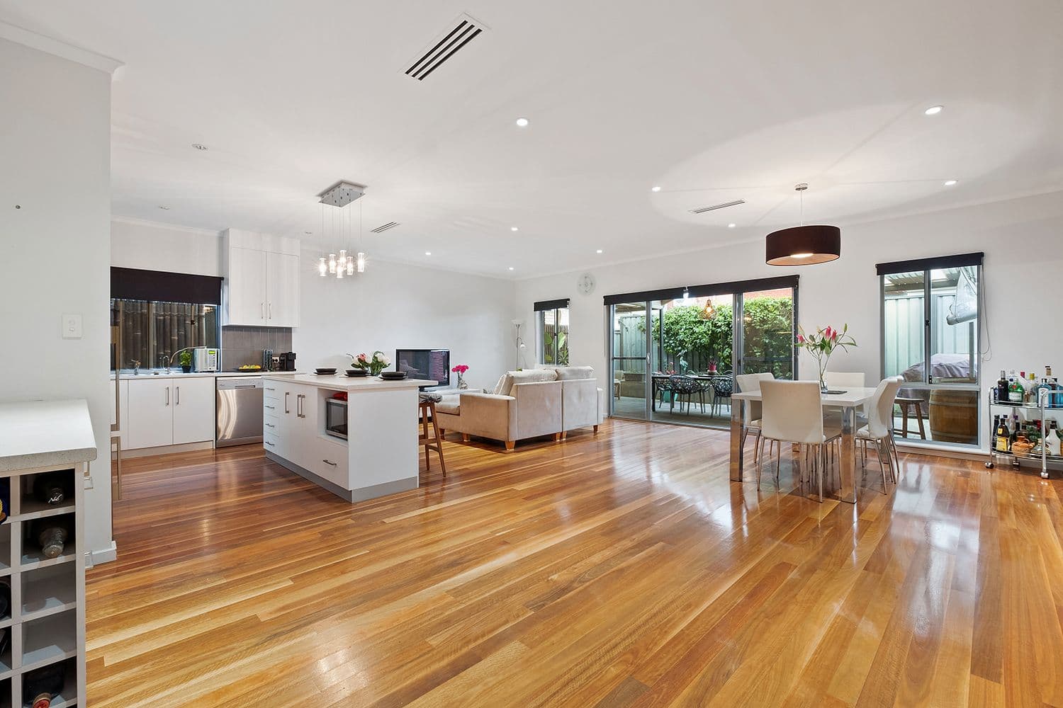 13 Sampson Road, Mitchell Park SA 5043, Mitchell Park - Thumbnail 7